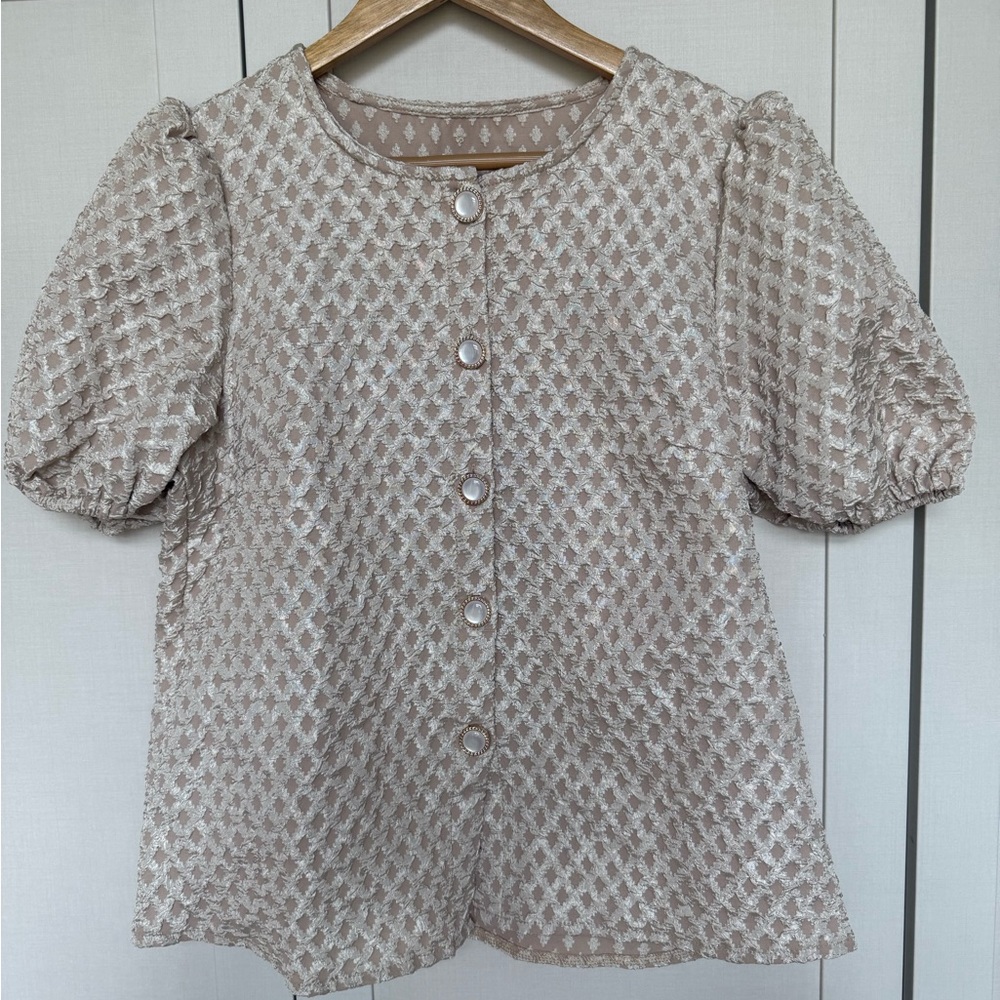 SHEIN Beige Pearl-Button Puff Sleeve Blouse
